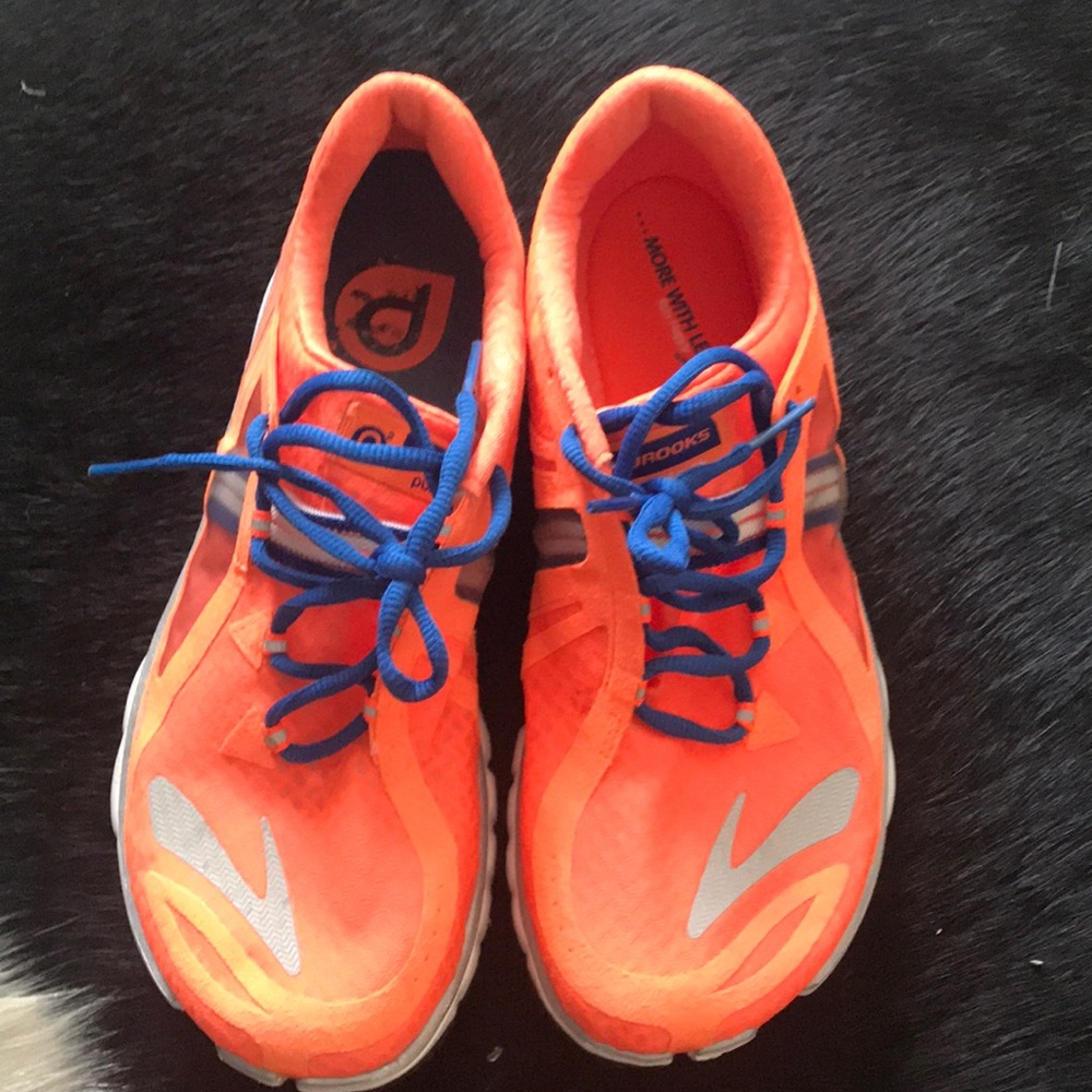 Brooks sneakers